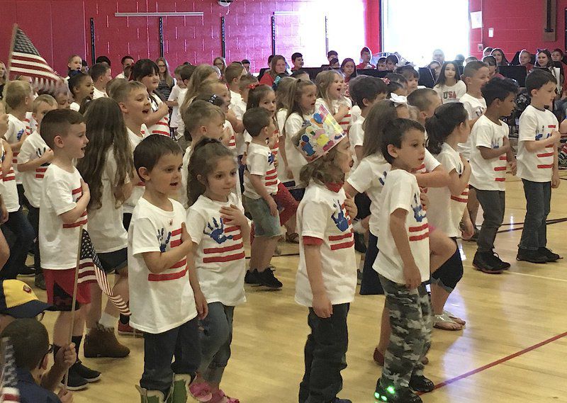 Mohawk students told Be proud to be an American Local News