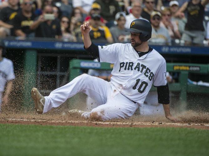 Diamondbacks' Randall Delgado plunks Pirates' Andrew McCutchen