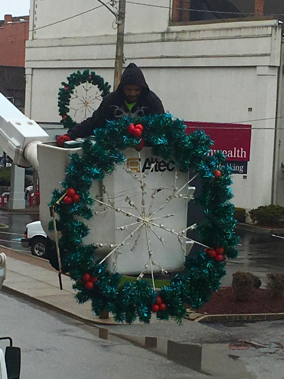 date christmas decorations come down christmas lights date christmas decorations come down christmas lights