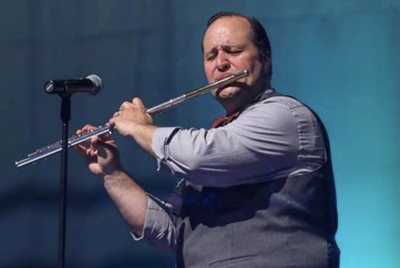 Flute guy discount
