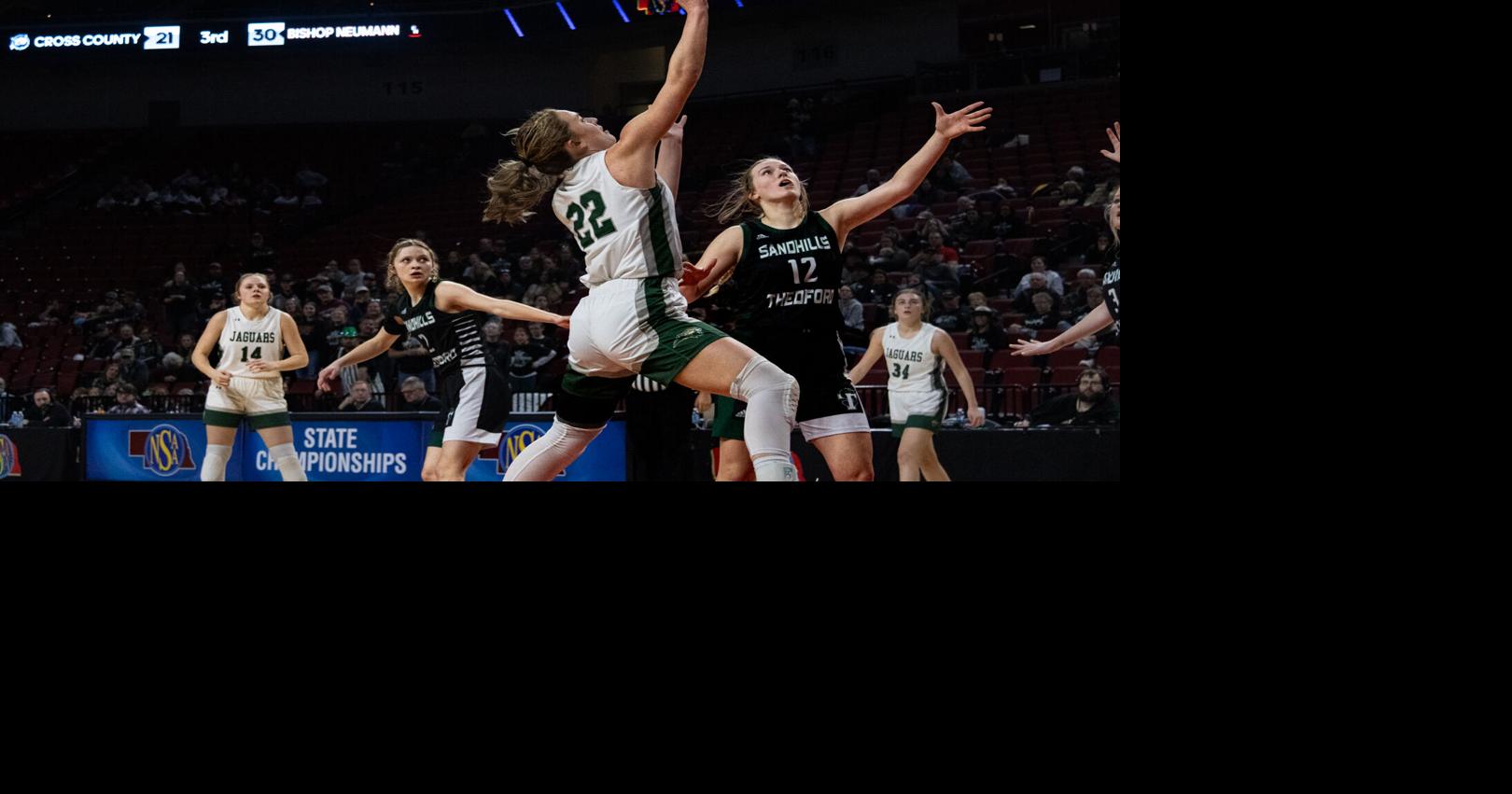 PHOTO HowellsDodge survives against Sandhills/Thedford at state