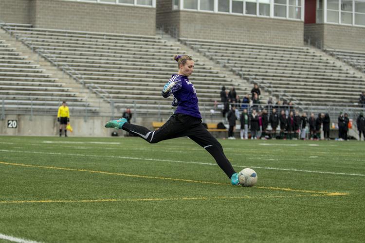 PHOTO Silverhawks earn statement win over Crusaders Unlimited Sports