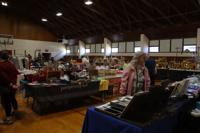 Маленький городок Небраска привлекает тысячи людей на ежегодные местные мероприятия, прославляющие сообщество и культуру.