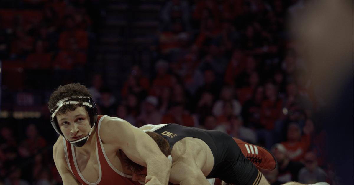 PHOTO: Huskers come up short-handed to cross state rivals | Unlimited ...