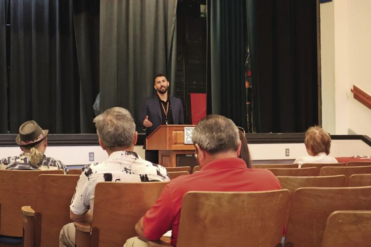 Supervisor Rowe provides grocery store update, space for discussion at Needles roundtable News