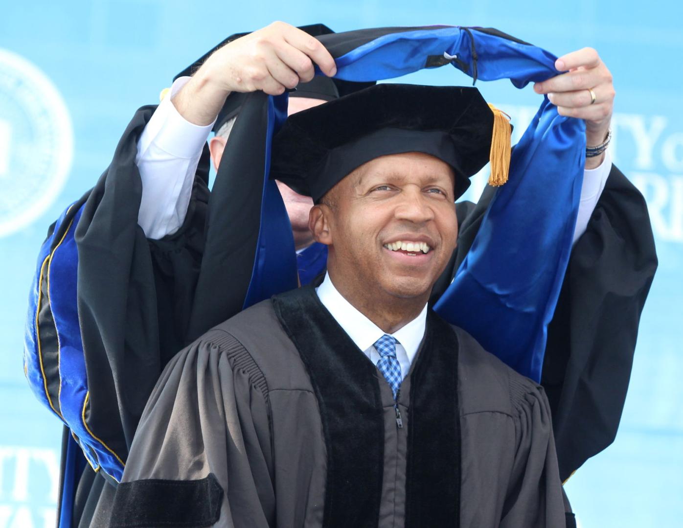 UD commencement News Gallery