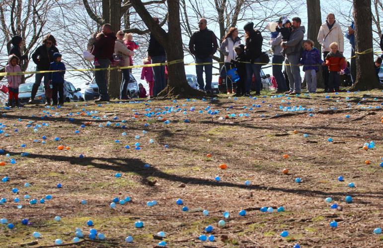 Hundreds attend Newark's annual Easter egg hunt | News ...