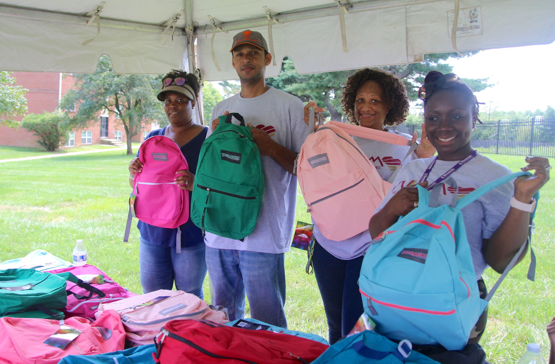 Backpack GIVEAWAY | GALLA. Backpack GIVEAWAY | GALLA.