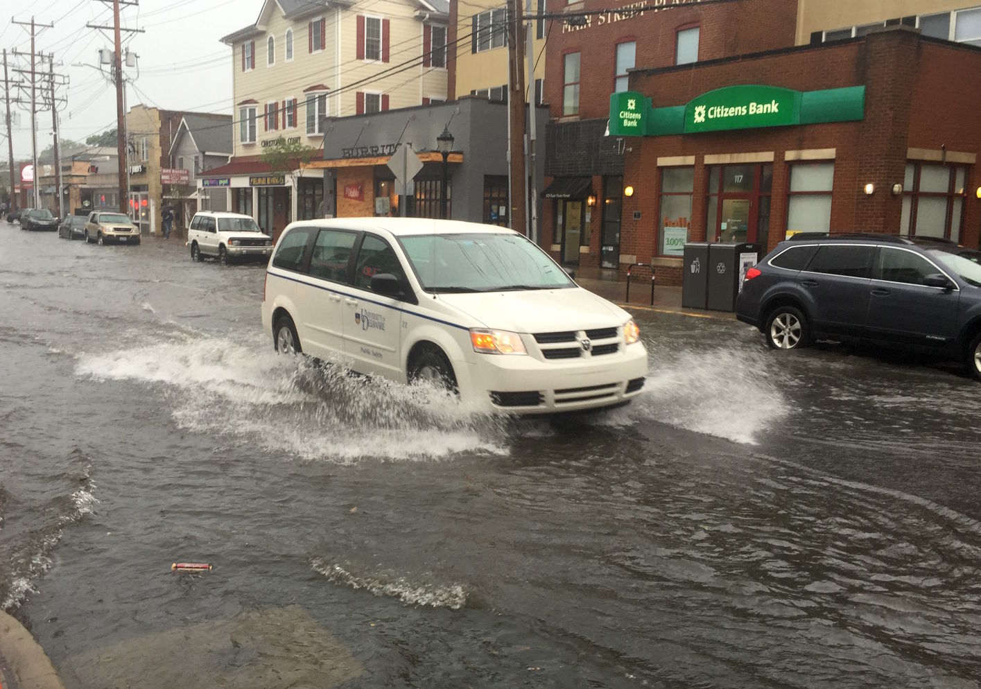 Heavy Rain Briefly Floods Main Street, Surrounding Roads | News ...