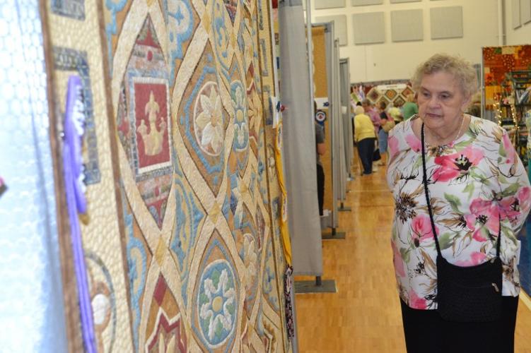 ‘Fabraholics’ flock to threeday quilt show News