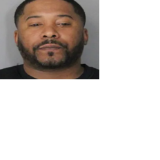 Man charged in attempted kidnapping at Newark Acme - Vimarsana News