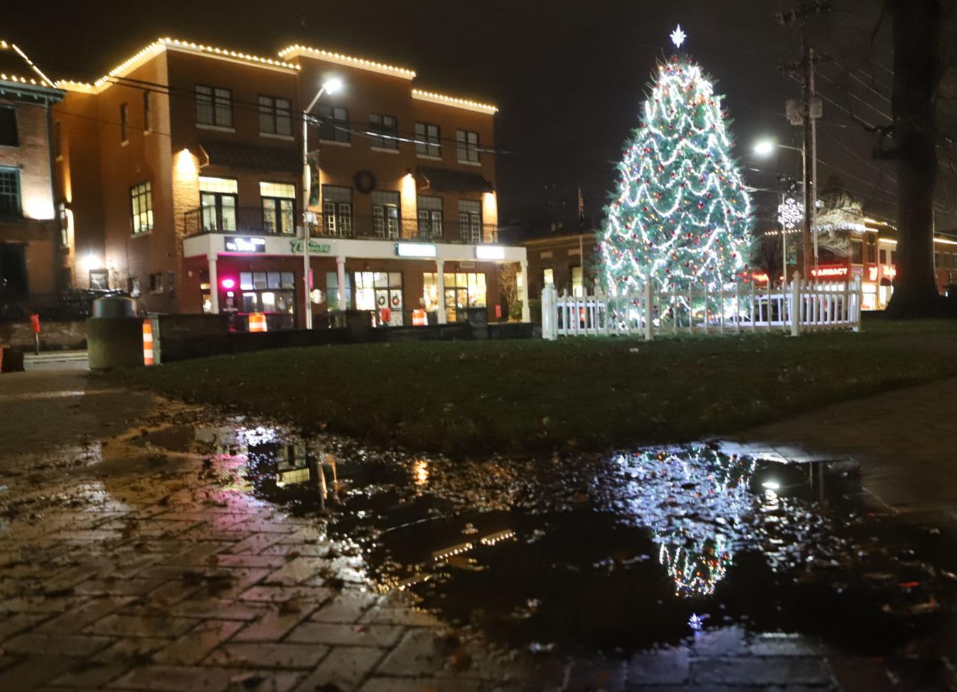 Photo gallery Christmastime in Newark News