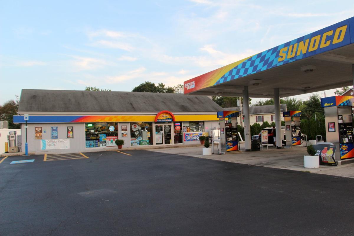 South Main Street gas station robbed at gunpoint News