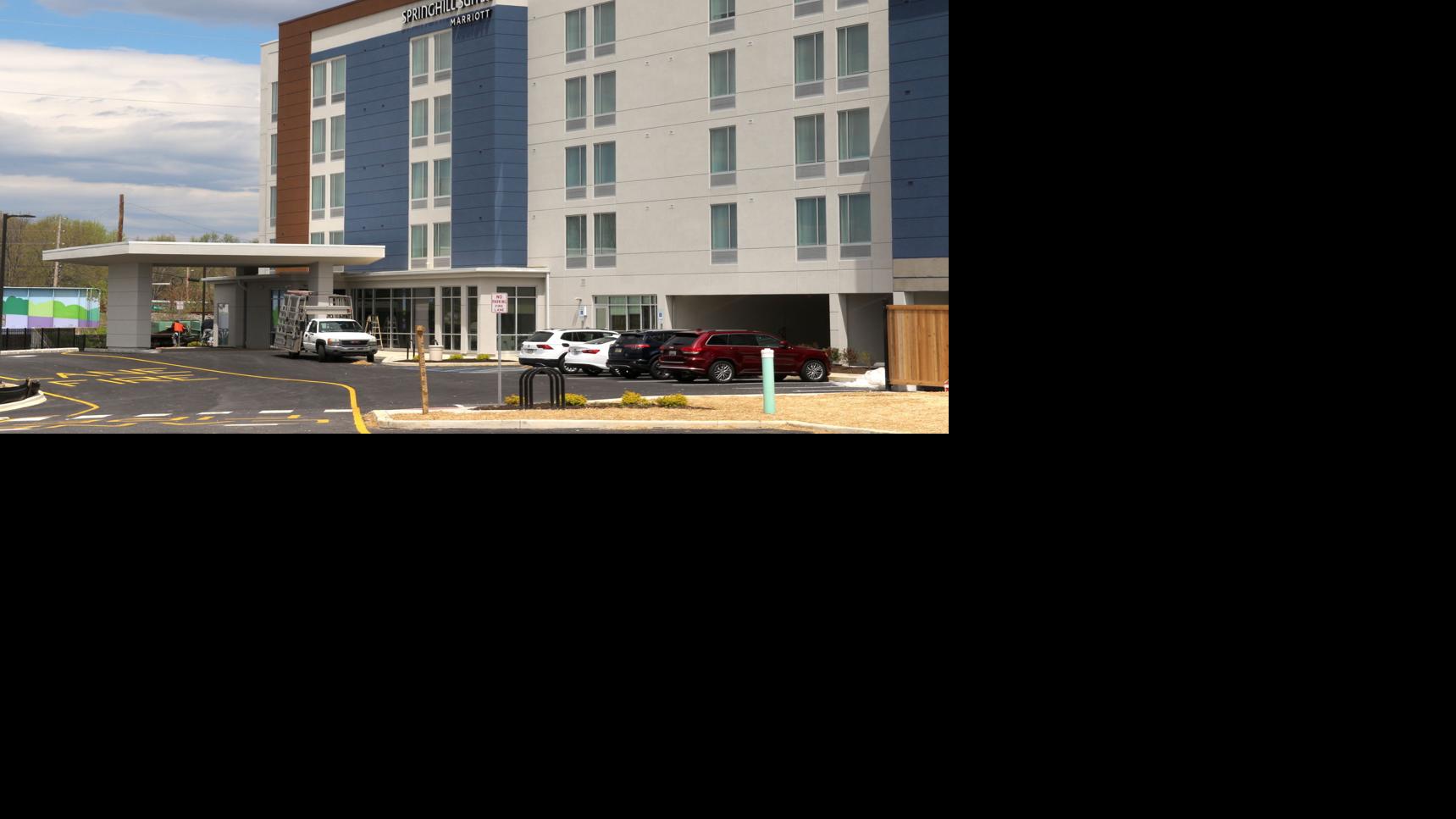 Two Shot At Newark Hotel Incident Is Third Shooting In Downtown Newark In The Past Month News Newarkpostonlinecom