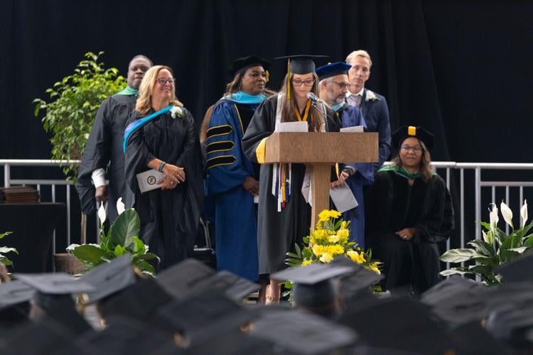 Photo gallery Newark High School graduation News