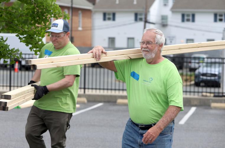 Building community 150 volunteers take part in Habitat for Humanity