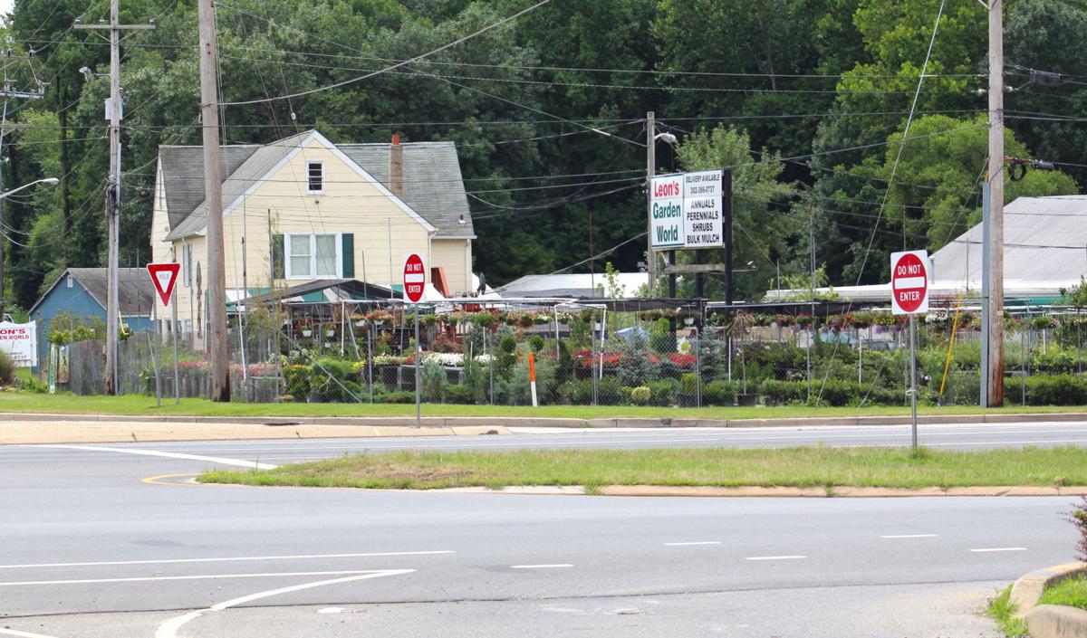 Royal Farms Eyes Leon S Garden World Property On Elkton Road