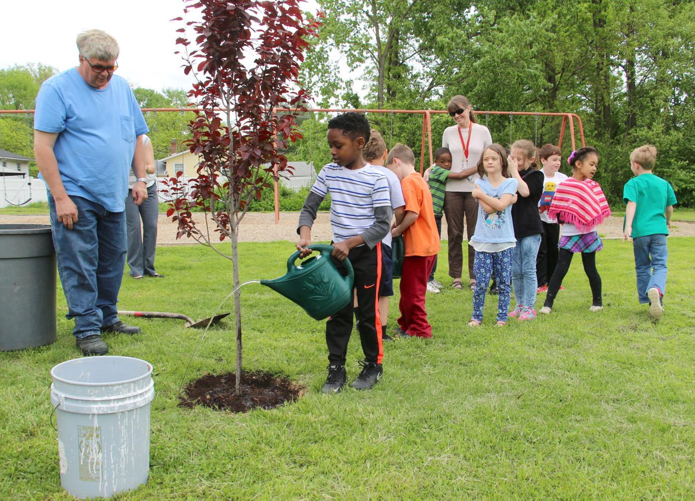 Tree planting at West Park Place Elementary celebrates Arbor Day | News ...