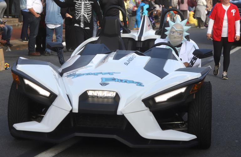 Newark's Halloween parade draws thousands to Main Street News Gallery