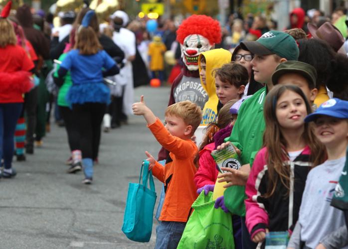 Newark's Halloween parade draws thousands of colorful characters News