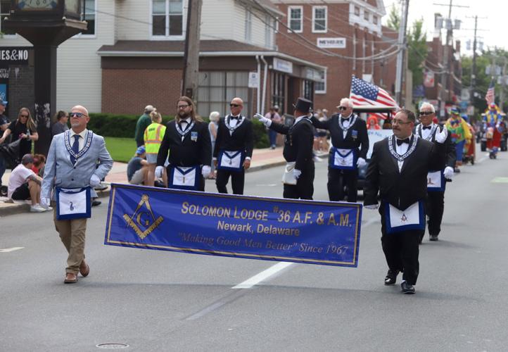 Newark's annual Memorial Day parade honors the fallen News