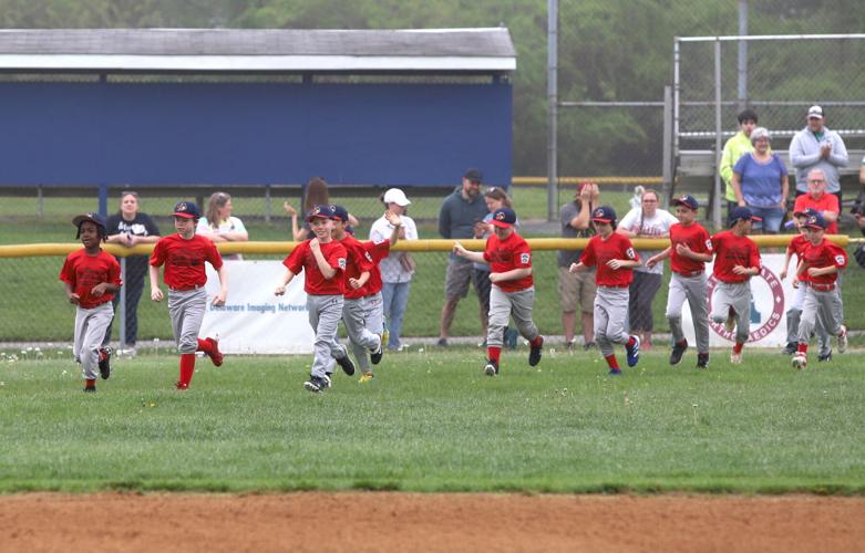 Play ball! Newark Little Leagues kick off season with opening ...
