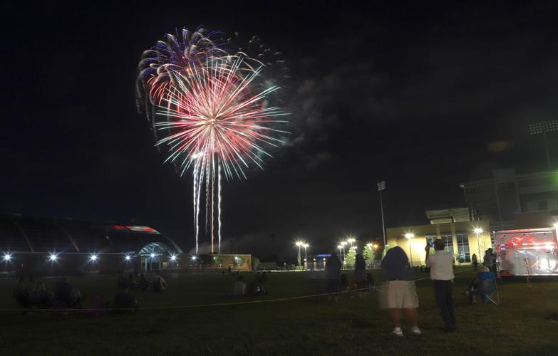 Newark’s fireworks show celebrates America and a return to normalcy