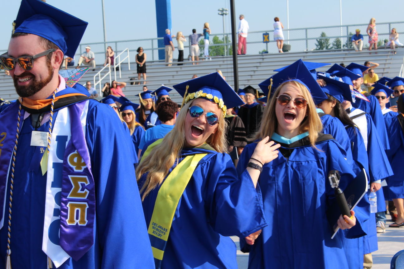UD commencement News Gallery