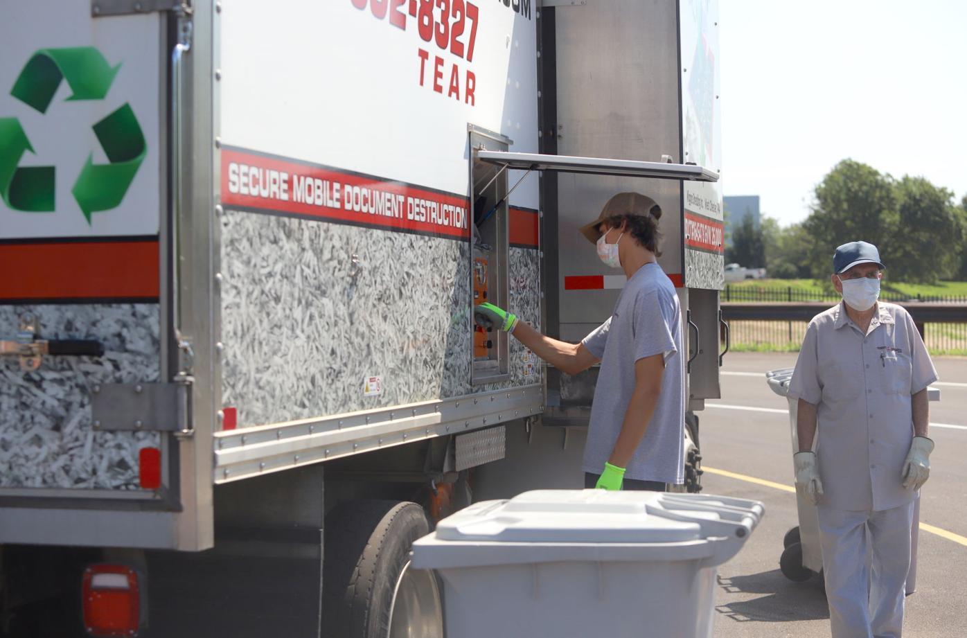 New recycling center opens south of Newark News