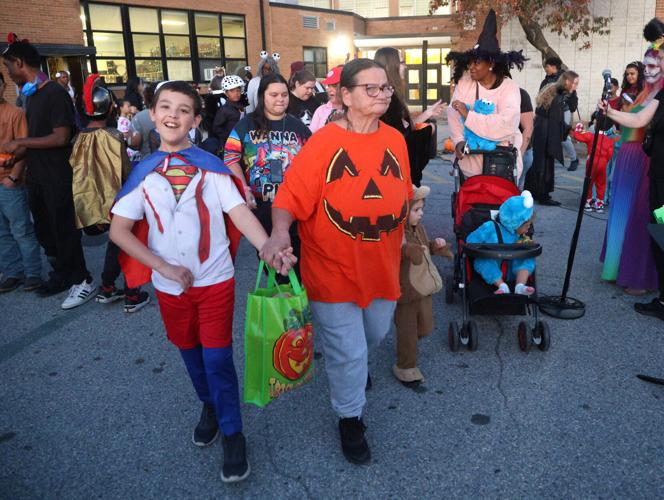 Newark High music students hold Halloween event for the community
