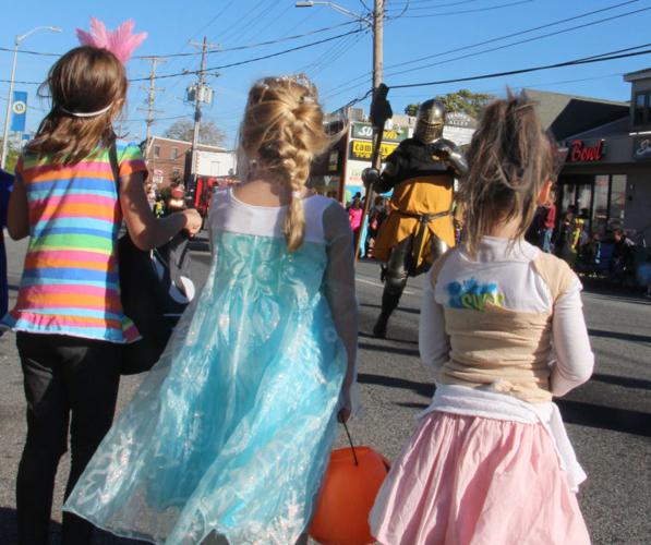 Newark Halloween parade News Gallery