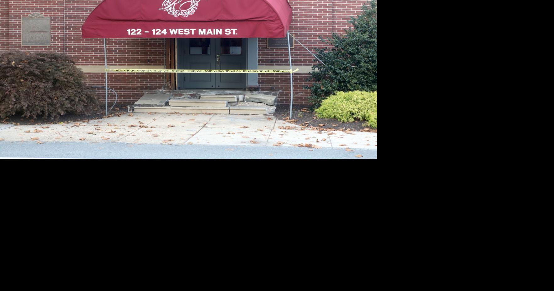 Man charged with DUI after crashing into West Main Street funeral home