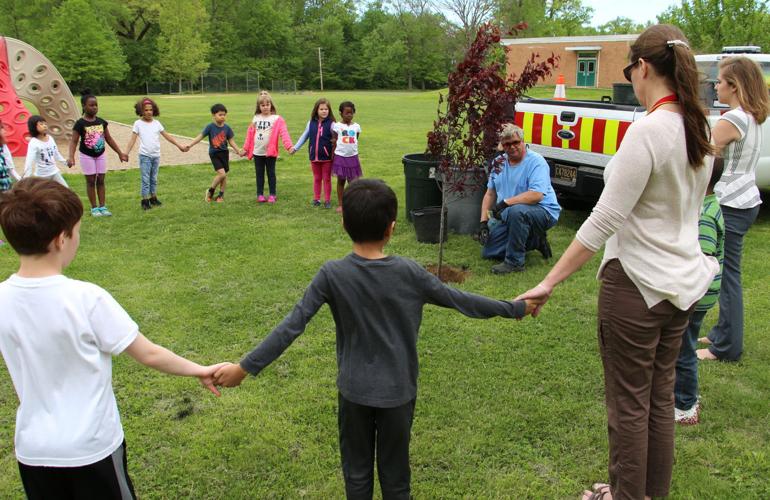 Tree planting at West Park Place Elementary celebrates Arbor Day News