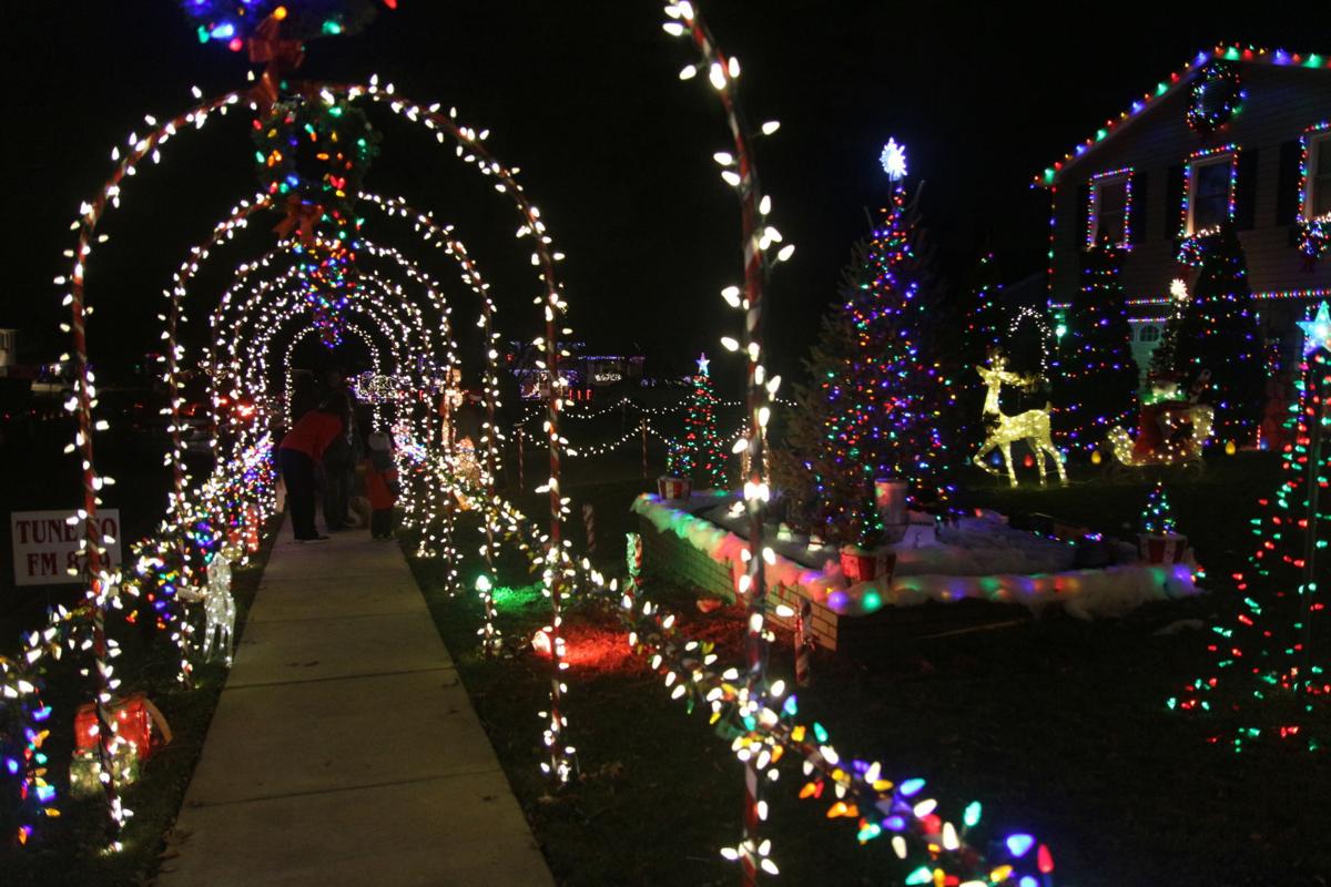 Luminary night tradition unites Windy Hills neighbors News