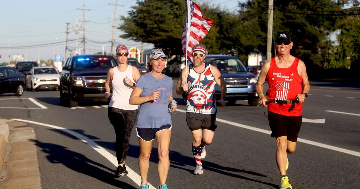 Newarkers participate in cross-country relay for first responders