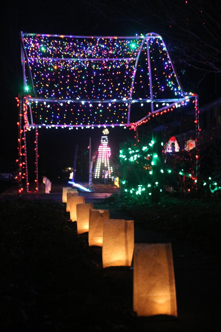 Luminary night tradition unites Windy Hills neighbors News