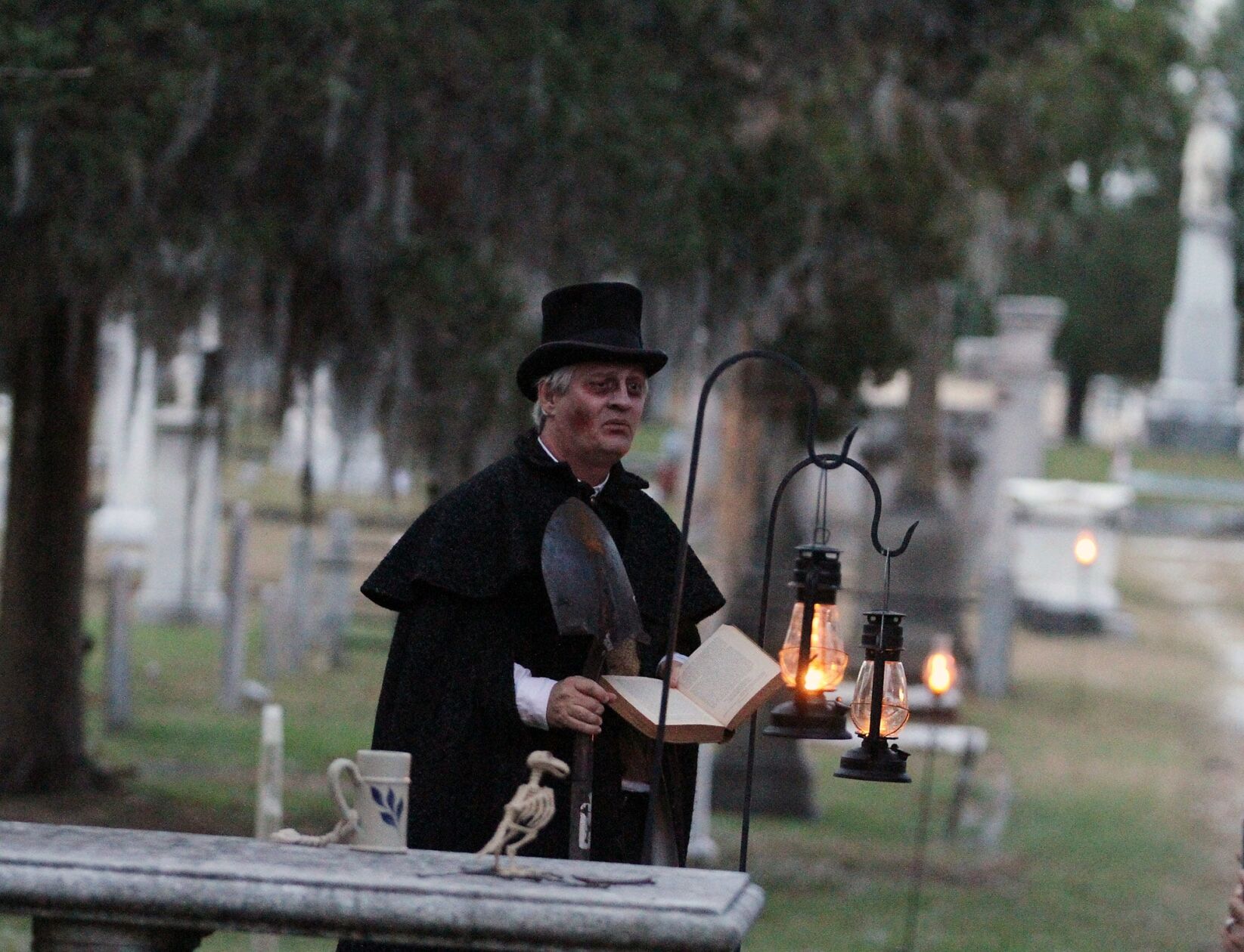 PHOTOS: Ghostwalk 2018 - Cedar Grove Cemetery | Local News | Newbernsj.com