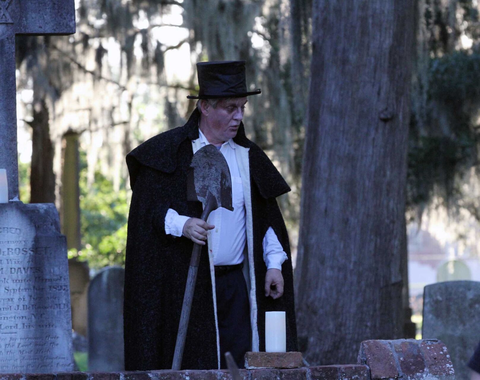 PHOTOS: Ghostwalk 2020 At Cedar Grove Cemetery | Local News | Newbernsj.com