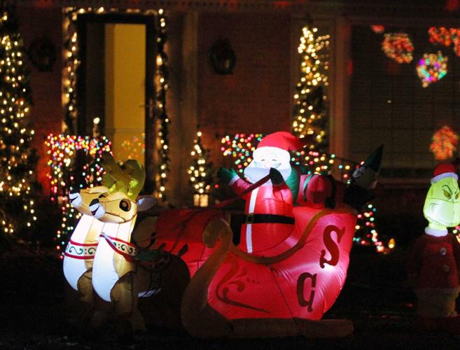 PHOTOS Enchanting Christmas Lights of Canterbury Entertainment