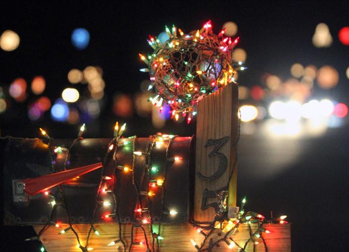 PHOTOS Enchanting Christmas Lights of Canterbury Entertainment