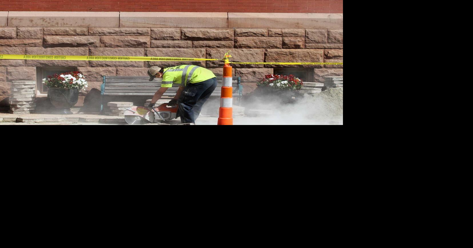 PHOTOS City of New Bern Public Works Lighting at City Hall Local