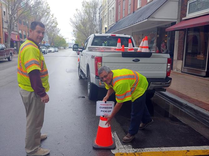 Photos Happy hour’s last hurrah in downtown New Bern Local News