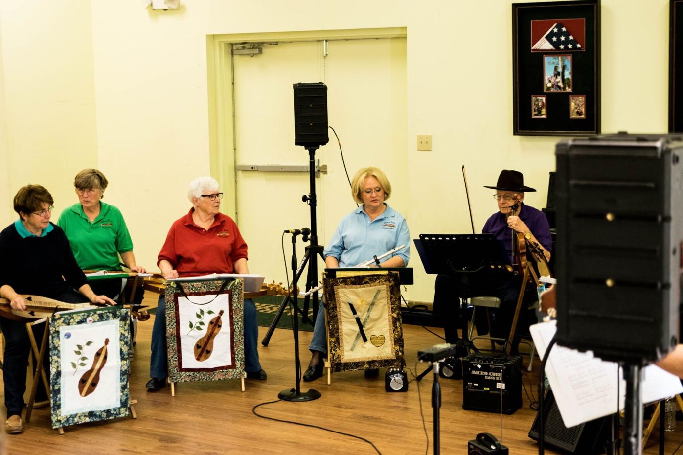 Down East Dulcimers perform spring concert Local News