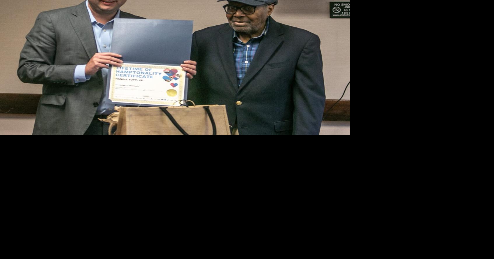 Photos: Handle Tutt is Hamptonality recipient | Local News | newbernsj.com