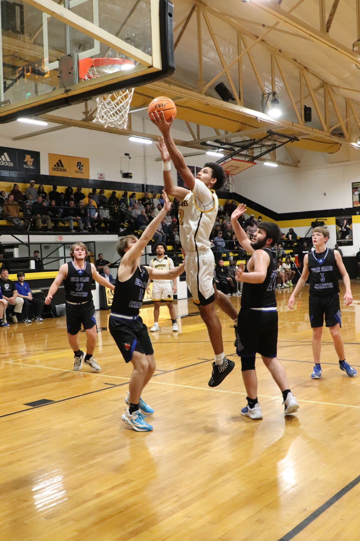 SWEET 16: Pamlico boys win after wild final seconds in regulation