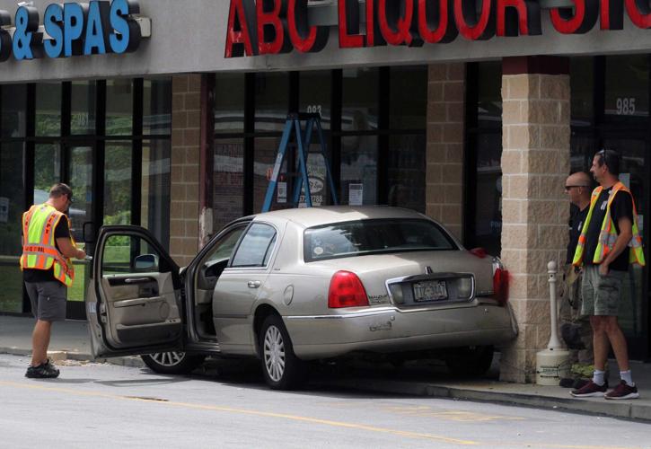 PHOTOS Wreck at Trent East Crossing Local News