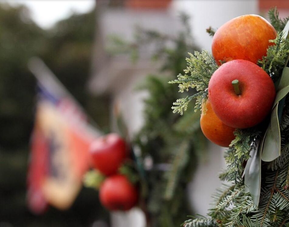 PHOTOS Tryon Palace Christmas Decor Local News