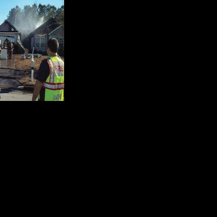 Sunday afternoon fire destroys New Bern house | Local News | newbernsj.com