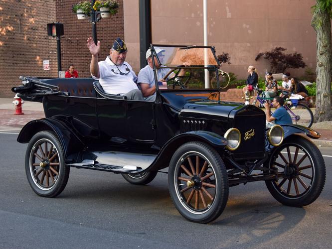 New Britain honors fallen soldiers in Memorial Day Parade News