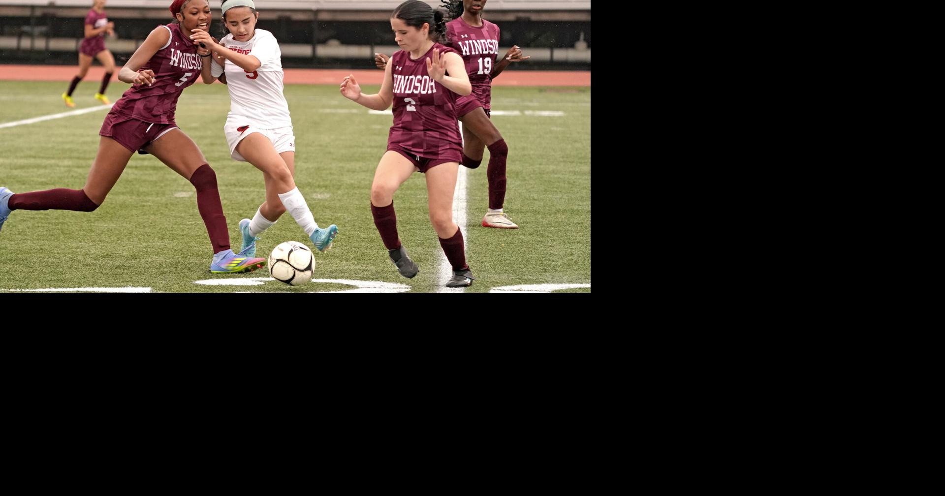 New Britain girls soccer falls to Windsor in Coffey‘s coaching debut with Golden Hurricanes